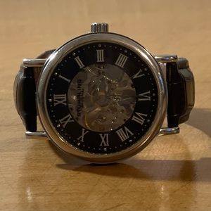 Men’s Stuhrling Wristwatch.